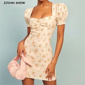 レトロなフランスの小さな花のプリントショートパフスリーブドレス夏の女性センターRuched Mini Dressesホリデー210429