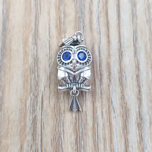 Silver Smycken Making Kit Pandora Wise Owl Graduation Charms Diy Mal de Ojo Armband för kvinnor Mens Par Kedja Pärlor Bangle Crystal Halsband Spiritual 798907C01