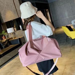 Duffel Bags Travel Cabin Luggage Handbag Female Suitcase Fitness Yoga Shoe Pocket Nylon Weekend Sport Bag For Women Shoulder