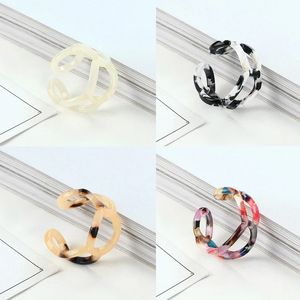 Vintage Aesthetic Resin Ring Punk Colorful Acrylic Hollow Geometric Chunky Chain Link Open Rings For Women Statement Jewelry