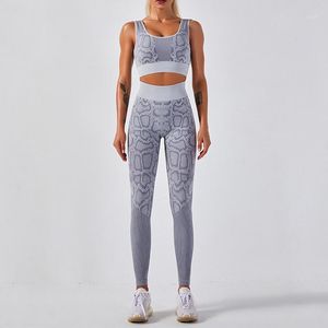 Women Seamless Yoga Set Gym Clothing Snake Pattern Suit Shaping High Waist Running Leggings Workout Padded Bra 2 Piece Outfit