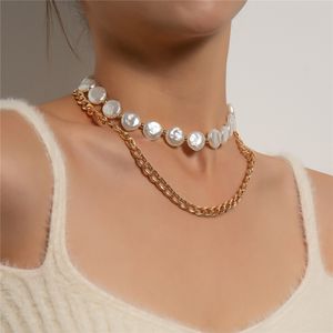 Vintage Multilayer Barock Pearl Choker Halsband för kvinnor Flickor Unik Kubansk Curb Smooth Clavicle Chain Neck Smycken