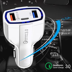 Caricabatteria da auto USB 3 in 1 Ricarica rapida tipo C QC 3.0 Fasts PD Caricabatterie USBC Adattatore di ricarica per telefono per auto per iPhone Samsung