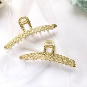 Fashion Metal Hair Claw Clips for Women Geomeic Twist Clamp Simple Girls Hair Accesorios Mujer Headwear