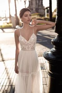 Abiti da sposa della spiaggia di Gali Karten Boemia senza schienale Sexy Spaghetti scollo a pizzo da sposa applicato abiti da sposa lunghezza lungo abito da sposa