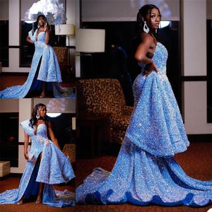 Afrikanska Blue Sequins Evening Dress Side Split Sheer Neck Beaded Prom Gowns Plus Size Formella Party Dresses