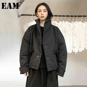 [Eam] preto quente curto carrinho gola de algodão casaco de luva longa luva solta fit mulheres parkas moda outono inverno 210819