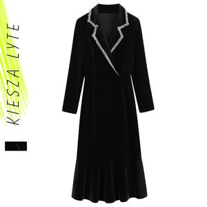 Elegancka Black Velvet Sukienka Jesień Zima Vintage Biuro Lady Długie Rękaw Lapel Długość Długość Robe Femme Vestidos 210608