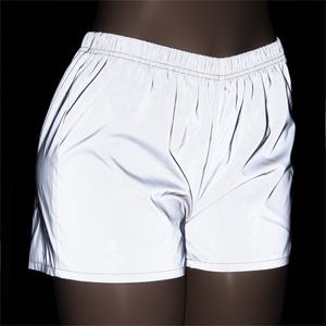 Design natt ljus shinny träning lösa shorts sommar mode hög midja jogger hip hop kvinnliga reflekterande shorts 210517