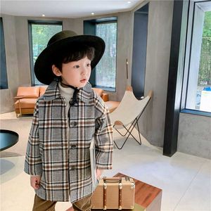 Autumn boys fashion woolen plaid long jackets England style kids outwear for baby children thick casual coats 210615