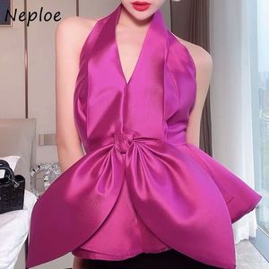 Neploe Bowknot Chiffon Blus kvinnor Sexig Halter V Nacke Ärmlös Slim Sexig Party T Shirts Topp Kvinna Sommar Fashion Blusas 1e703 210423