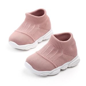 Novos sapatos de bebê sapatos cor sólida cor de algodão respirável criança criança menino menina esportista de malha sapatos casuais antiderrapante menino sapatos 210315