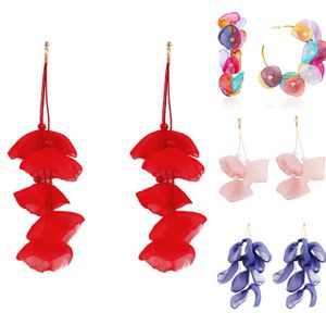 Mehrschichtiger Seidentuchkunst-Ohrring, lange Blütenblätter, Ohrstecker, Bonbonfarben, handgefertigtes Material, Ohrringe für Damen