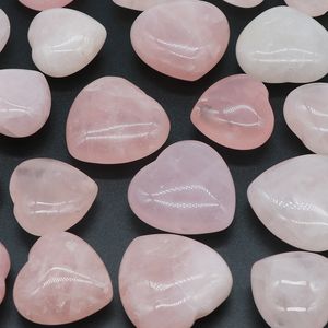25mm 30mm rosa de quartzo amor coração natural pedra cura cor-de-rosa cristal acessório mão peça pedras preciosas reiki decoração de casa por atacado
