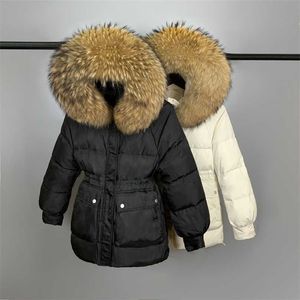 Inverno para baixo jaqueta mulheres 90% branco pato casaco grande grande guaxinim colar de pele de guaxinim com capuz espessos de cintura ajustável quente 211018