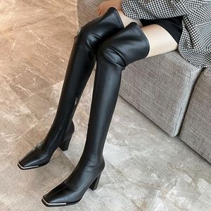 Stövlar 2021 Vintermetall Square Toe Women Lår High Black Long Leather Shoes Patent Chunky Heel Over Knee