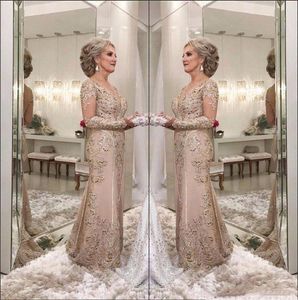 2021 Luxury Mother Of The Bride Dresses V Neck Long Sleeves Crystal Beaded Mermaid Lace Applique Plus Size Party Evening Wedding Guest Gowns