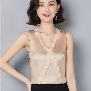 Korean Silk Women Tops Woman V-neck Vest Ladies Satin Tees Summer Sleeveless Lace Camis Sexy Halter Plus Size 210427