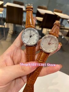 New Classic Women Brown Leather Quartz Wristwatch Natural Mother of Pearl Shell Watches Female Round Diamonds Clock 29mm