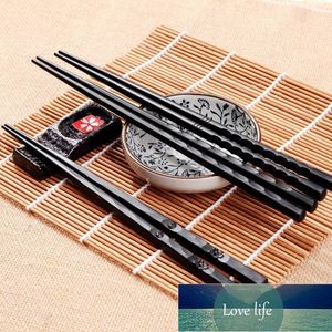 Chopsticks 1Pair Reusable Alloy Black White Nice Gift for Sushi Food Non-Slip Japanese Chinese Style Kitchen Gadgets
