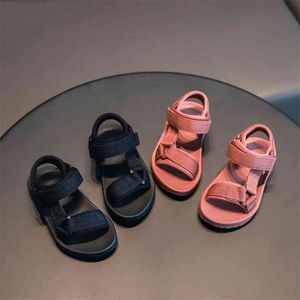 Barn Sandaler Sommar Baby Open-toed Skor Ljus och bekväma pojkar och tjejer strand sandaler 210713