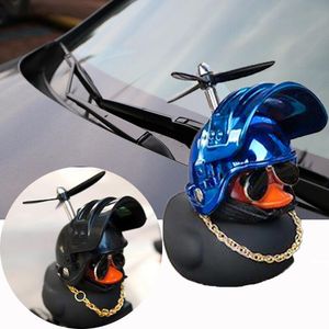 Interieurdecoraties Rubber Black Duck Car Dashboard Ornamenten met Propeller Auto Without Lights Bike Motor Helm Accessoires