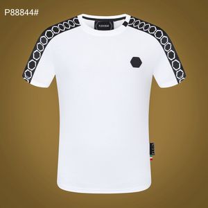 Plein Bear T Shirt Mens Designer Tshirts Marka Odzież Rhinestone Czaszki Mężczyźni Koszulki Klasyczna Wysokiej Jakości Hip Hop Streetwear Tshirt Casual Top Tees PB 11268