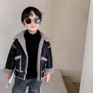 冬の男の子のファッション暖かい厚いスエードのジャケット子供カモフリースパッチワークショートコートの外装210508