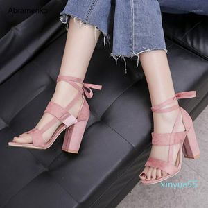 Gladiator Sandaler Summer High Heels Platform Ankel Strap Shoes Women glid på Peep Toe Pumpar Casual Plus Size