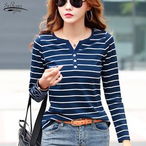 Spring Plus Size V-Neck T-shirt Kvinnor Långärmad Stripe T Shirt Höst Casual Fashion Koreansk Cotton Tee Loose Lady Clothing 210510