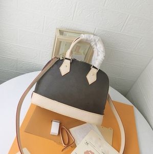 고품질 숙녀 이브닝 가방 핸드백 가죽 디자이너 솔리드 컬러 경사 어깨 체인 커버 내부 구획 패션 클래식 M35152