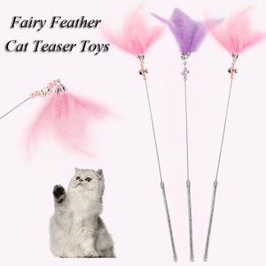 Cat Toys 1Pc Feather Funny Bell Rod per gattino che gioca giocattoli interattivi per gatti Prodotti per animali domestici