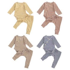 Nyfödda Baby Boys Full Sleeve 2 st Set Pajama Kläder Stick Sticka Striped Långärmad Knapp Romper Byxor 0-18 månader G1023