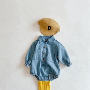 Jesień Baby Toddler Pajacyki Z Długim Rękawem Lapel Collar Denim Jeans Romper Dzieci Dźwigi Krzeby Boys Dziewczyn Moda Ubrania 20220223 H1