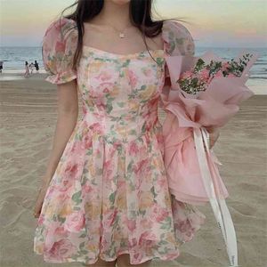 French Gentle Seaside Holiday Floral Dress Female Summer Short Puff Sleeve Temperament 210529