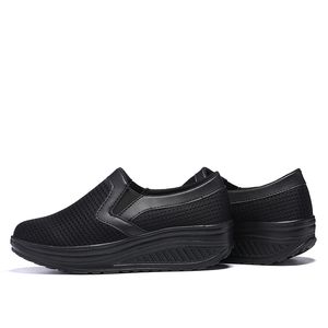 2021 Off Uomo Donna Scarpe da corsa sportive Mesh traspirante di alta qualità Triple Nero Blu Navy Rosa All'aperto Aumento Runners Sneakers Taglia 35-42 WY34-1608