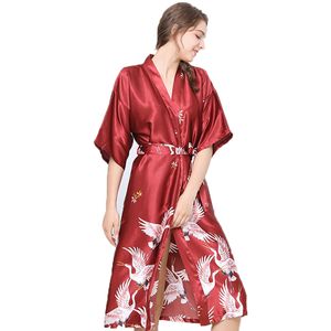 Kobiety Piżamy Piżamy Soft Nightgown Female Half Sleeved Cardigan V Neck Nightdress Sexy Home Suknia Z Robe LX