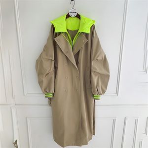 [EWQ] Wiosna Jesień Nowy Kapturem Koreański Plus Size Khaki Długi Płaszcz Kobiet Trenchcoat Płaszcz Gorący Sprzedaj Odzież 210423