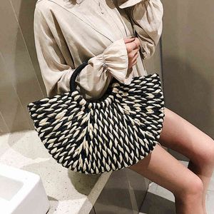 Shopping Bags Straw Beach Bag Women Handbag Large Capacity Woven Summer Semicircle Bohemian Casual Fashion Designer Simple Black 220303