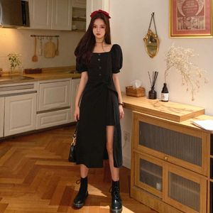 Fransk elegant klänning Kvinnor Höst Casual Gothic Square Collar Puff Sleeve Chic Vintage Party Korean 210529