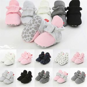 Bebé recién nacido suave y cálido zapato de cuna botas para niño y niña botines Prewalker 0-18m G1023