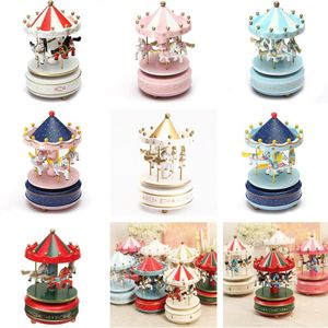 Wooden Carousel Music Box Horse Merry-Go-Round Carousel Classical Musical Case Theme Kids Children Room Decor Toys Gifts 210319