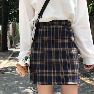 Sommer Gothic Schwarz Weiß Plaid Mini Rock Frauen Vintage Hohe Taille A-linie Röcke Harajuku Casual Kleidung Jupe Femme Streetwear 210619