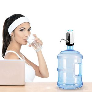 Pompa dell'acqua automatica portatile per doppia ricarica USB Motore della bottiglia Dispenser di bottiglia elettrico per pompa dell'acqua potabile Pompa a mano Acqua in bottiglia