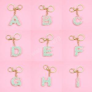 Moda Green Bead Chaveiros Para Chaves Mulheres Jóias A-Z Letras Inicial Acrílico Bolsa Bonita Pingente Bonito Keychain Acessórios