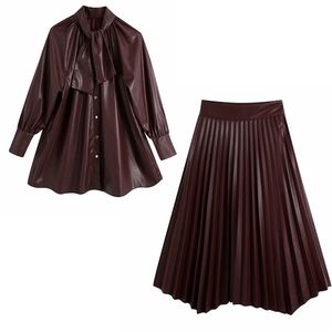 Mulheres Outono moda ternos 2 peças conjuntos pu blusas tops e saias plissadas rua feminina duas peças conjunto de roupas 210513