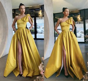 Plus Size Daffodil Evening Dresses Dubai Middle East High Side Split One Shoulder Formal Gowns Party Prom Dress Vestidos De Festa Custom Made