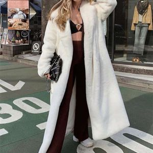 Lautaro Winter Long White Fluffy Warm Oversized Faux Fur Coat Kvinnor med huva Lapel Sashes Loose Korean Fashion Ytterkläder 210928