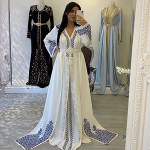 abendkleider Evening Dresses White Crystal Beading Long Sleeves Abaya Arabic Moroccan kaftan Caftan Formal prom Dress Plus Size