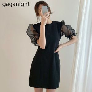 Gaganight Lady Sexy Slim Black Dress O ink Midiの長さシフォンvestidoパッチワークメッシュパフスリーブ女性エレガントなドレス夏210519